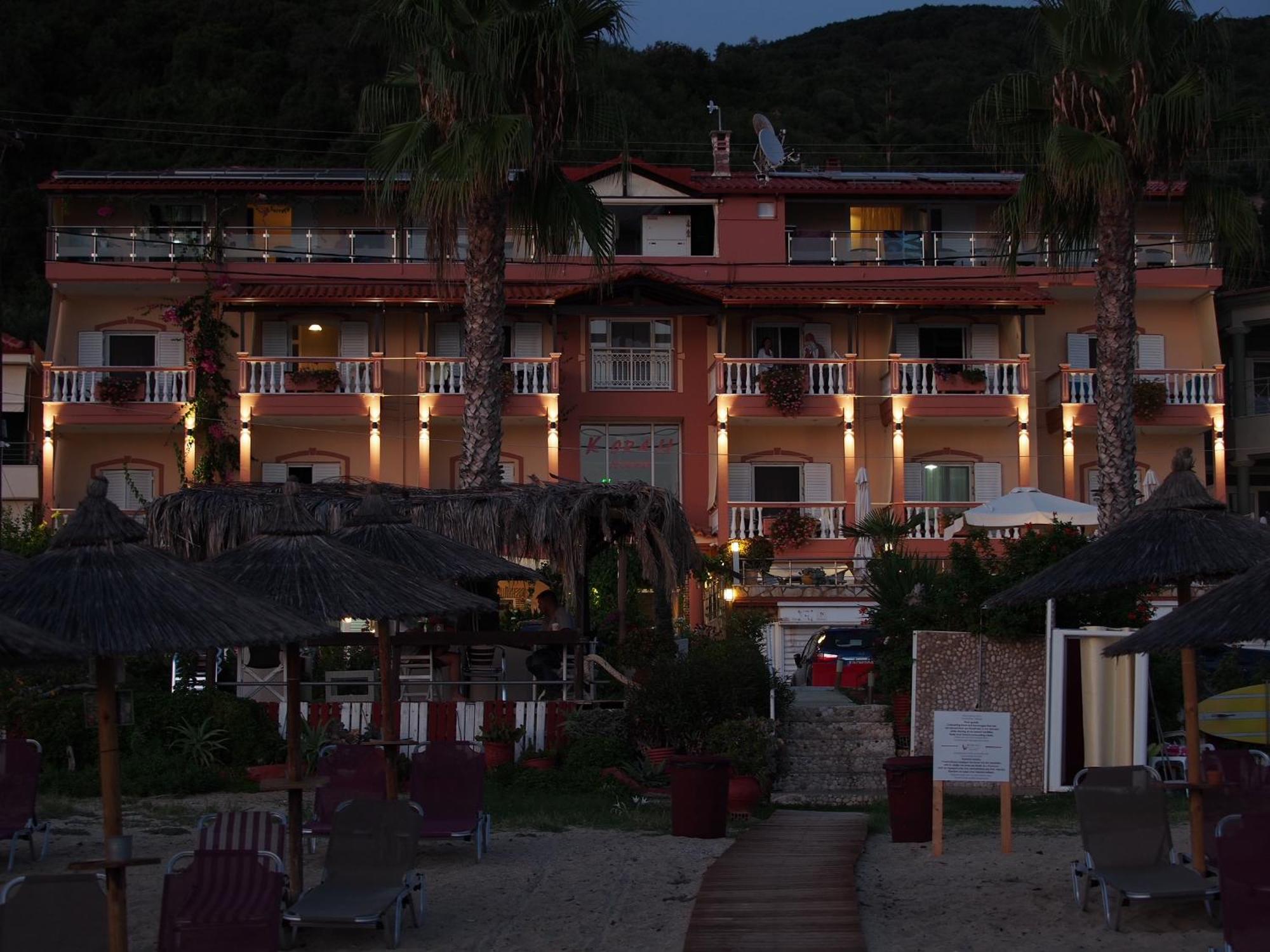 Korali House Paralia Vrachou